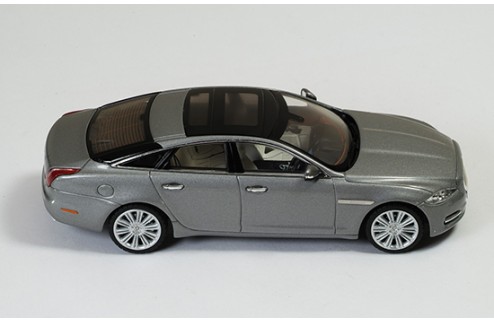 Jaguar Xj 2011 Stratus Grey Metallic