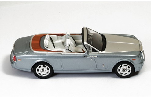 Rolls-Royce Phantom Drophead Coupe 2009 Light Grey
