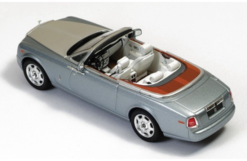 Rolls-Royce Phantom Drophead Coupe 2009 Light Grey