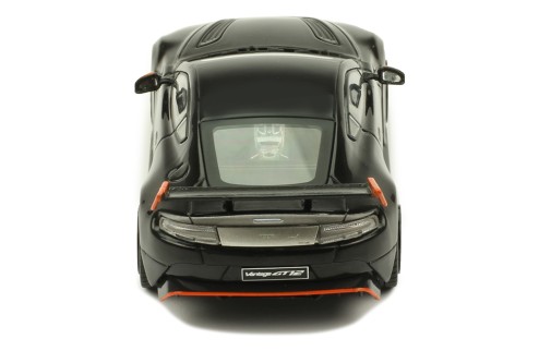 ASTON MARTIN Vantage GT12 2015