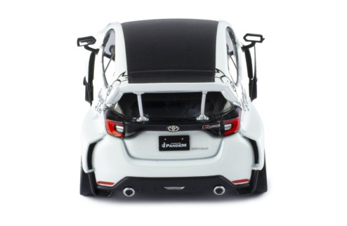 GR YARIS White