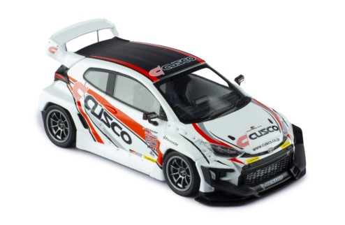 GR YARIS "Cusco”
