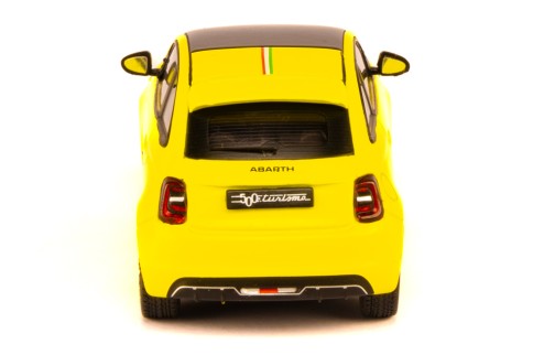 FIAT Abarth 500e 2024 Yellow