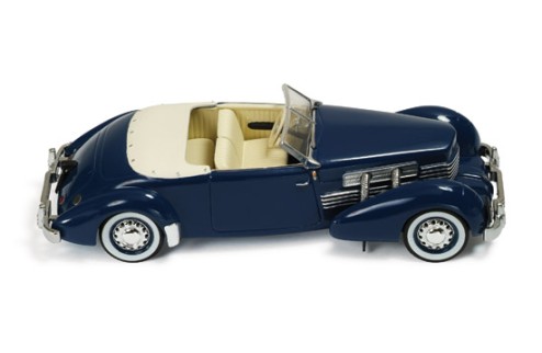 Cord 812 Convertible Phaeton 1937 Blue