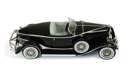 Auburn Boat Tail Roadster 1933 Black & Silver