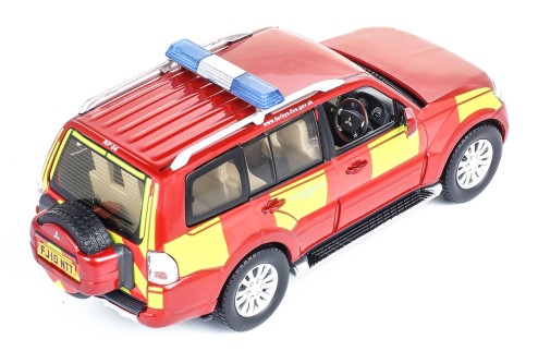 MITSUBISHI Shogun Derbyshire Fire & Rescue Service 2010