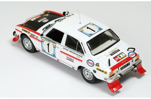 Peugeot 504 #1 T. Makinen-H. Liddon Rally Safari 1975