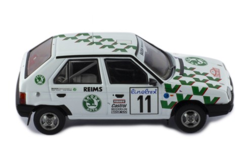 ŠKODA FAVORIT 136L #11 E.Triner - J.Klíma Rallye Monte-Carlo 1993
