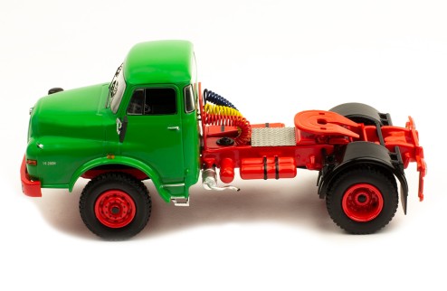 MAN 19.280 H 1971 Green / Red