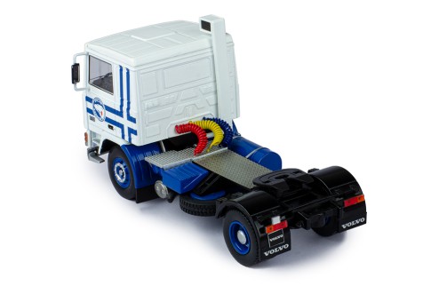 VOLVO F10 1983 White "Polar Express"