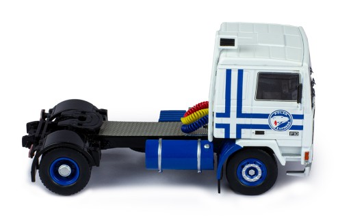VOLVO F10 1983 White "Polar Express"