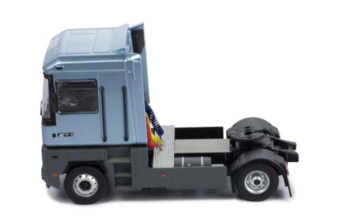 RENAULT Magnum AE 520 Ti 1994 Metallic Grey