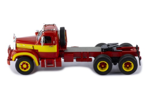 Mack B 61 1953 Red and Yellow