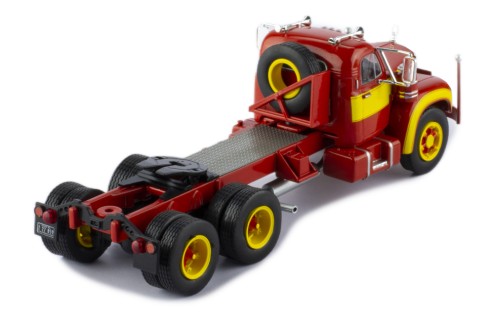 Mack B 61 1953 Red and Yellow