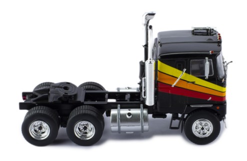 MACK SERIES F 1977 Black