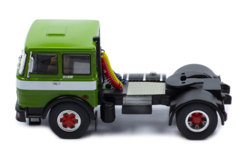 FIAT 690 N1 1980 Green and White
