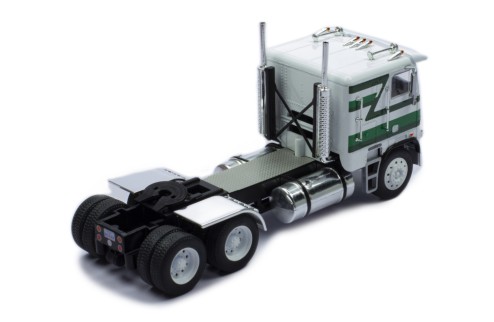 FREIGHTLINER FLA - 1993 White with stripes
