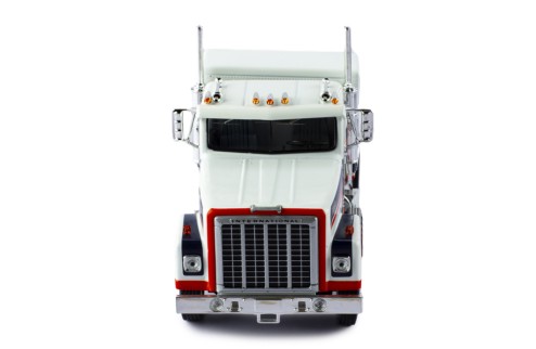 INTERNATIONAL TRANSTAR 4300 1980 White with stripes 