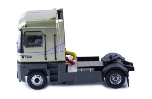 RENAULT Magnum AE 520 Ti 1994 Metallic Beige 