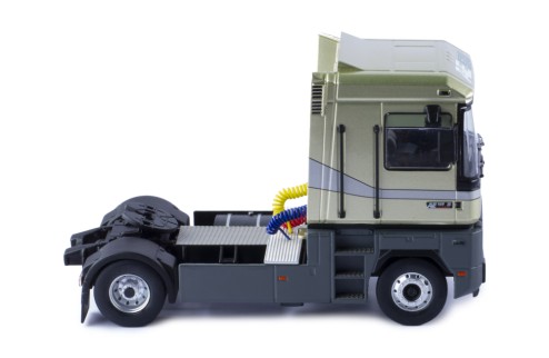 RENAULT Magnum AE 520 Ti 1994 Metallic Beige 