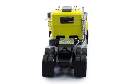 WHITE WESTERN STAR 4864 1970 Yellow