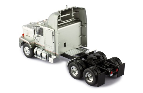 GMC GENERAL SBFA 1988 Metallic Grey