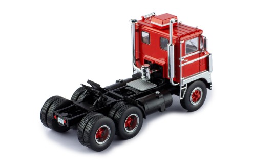 WHITE 7400 1960 Red