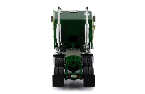 PETERBILT 352 "Pacemaker" 1979 Green with stripes