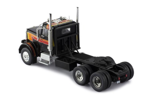 FREIGHTLINER FLC 120 64 T 1977 Black