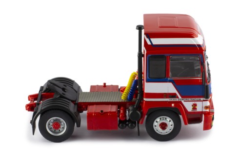 BERLIET TR 350 1978 Red with stripes 