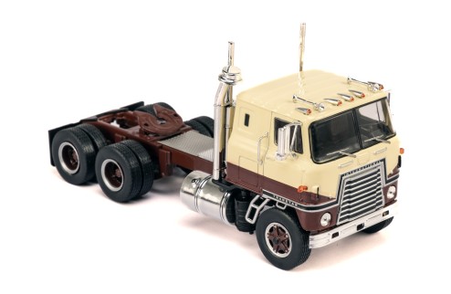 INTERNATIONAL Transtar COE 1965 Beige