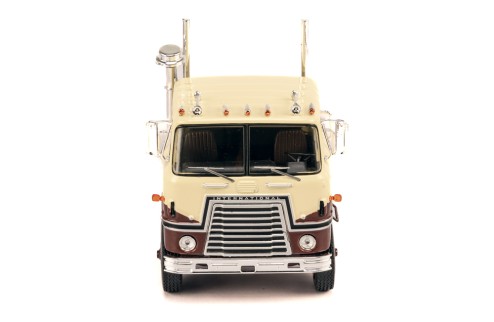 INTERNATIONAL Transtar COE 1965 Beige