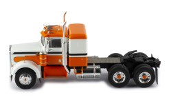 KENWORTH W925 1970 White and Orange