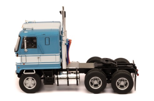 GMC Astro 95 1970 Blue and White 