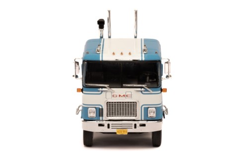 GMC Astro 95 1970 Blue and White 