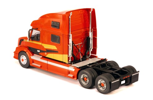 VOLVO VNL 730 2010 Red