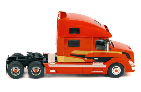 VOLVO VNL 730 2010 Red
