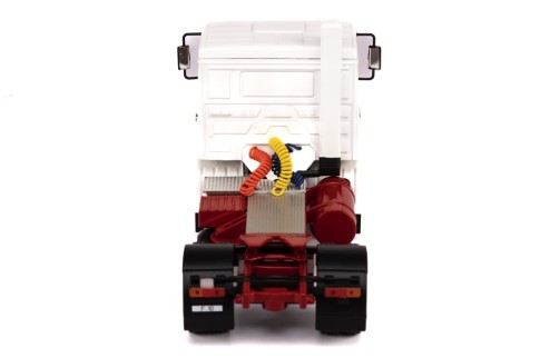 VOLVO F10 1983 White