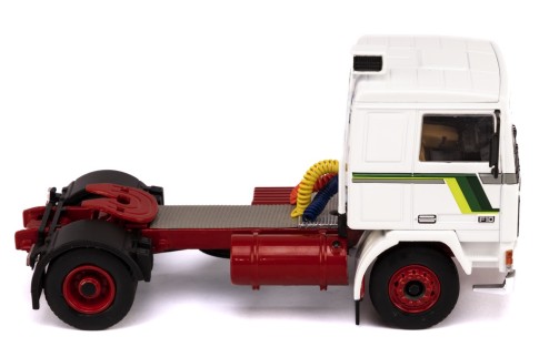 VOLVO F10 1983 White