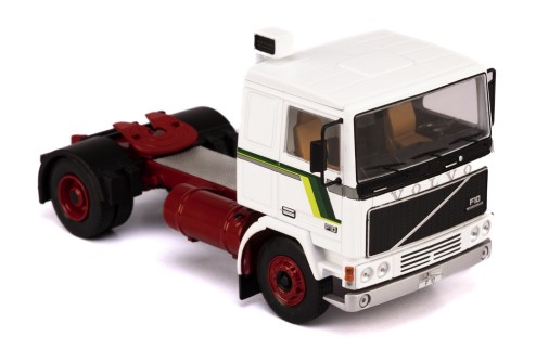 VOLVO F10 1983 White