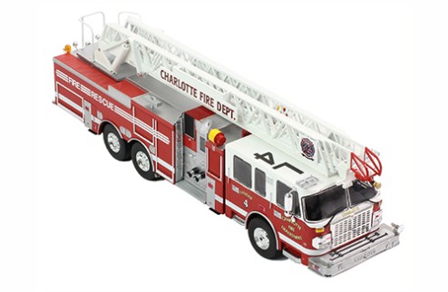 SMEAL 105” Aerial ladder - US Firetruck 2014 - Charlotte