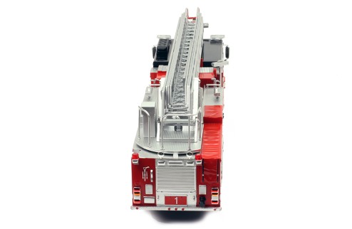 SMEAL 105’ Aerial Ladder - US Firetruck 2015