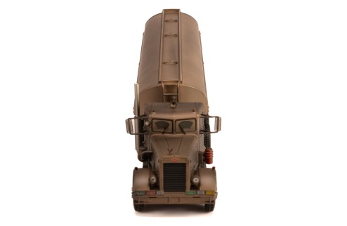 PETERBILT 281 1955 with tank trailer  “Rust effect ”