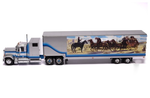 GMC General 1980 with trailer 