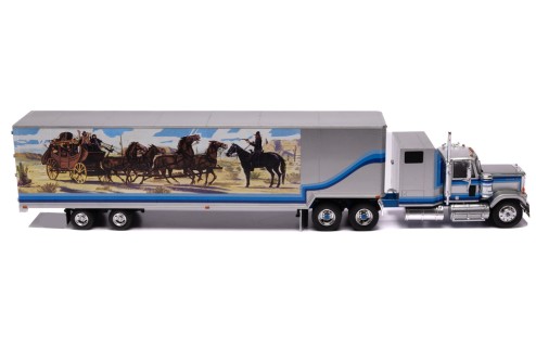 GMC General 1980 with trailer 