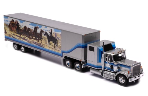 GMC General 1980 with trailer 