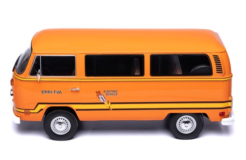 VOLKSWAGEN Type 2 Bus "Elektrotransporter" - Orange - 1978
