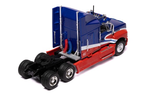 FORD AEROMAX 1990 - RED AND BLUE