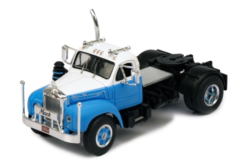 Mack B 61 1953 Blue and White