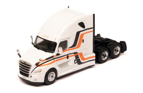 FREIGHTLINER Cascadia 2018 White 
